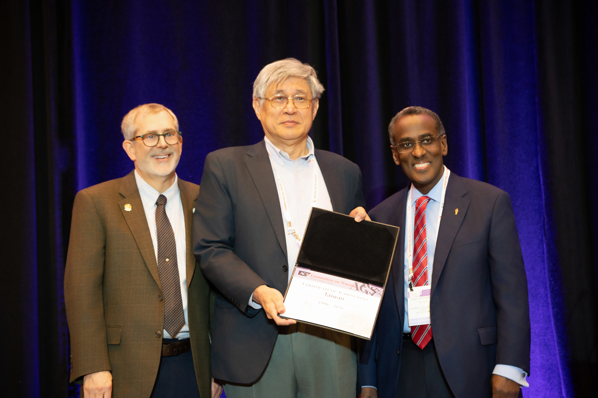 14taiwan-award.jpg