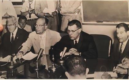 President Eisenhower’s medical team at a press conference, with Dr. Ravdin at right